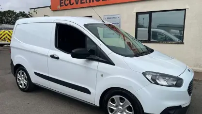 Used Ford Transit Courier Trend 75 HP (55 kW) 2023 Van