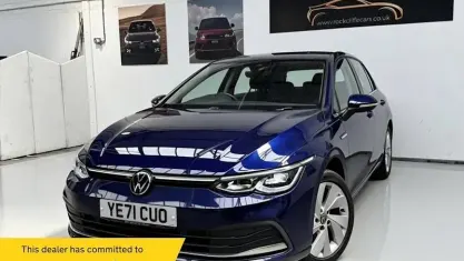 Used VW Golf VIII Style 150 HP (110 kW) 2021 Blue Hatchback