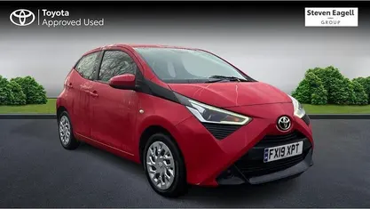Used 2020 Toyota Aygo X-play Hatchback | £9,800 (Fair price)