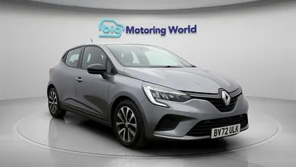 Used Renault Clio V Evolution 90 HP (66 kW) 2022 Grey Hatchback