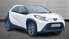 Pure white with black Used 2023 Toyota Aygo Hatchback | £12,901 (Fair price)