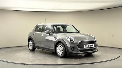 Used Mini ONE Classic 102 HP (75 kW) 2020 Moonwalkgrey metallic Hatchback