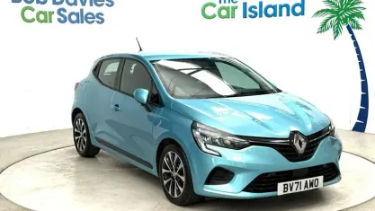 Used Renault Clio Iconic 90 HP (66 kW) 2021 Blue Hatchback