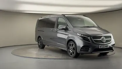 Used Mercedes V300 AMG line 237 HP (174 kW) 2023 Selenite grey MPV