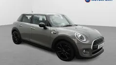 Used 2018 Mini Cooper Chili Hatchback | £12,799 (Fair price)