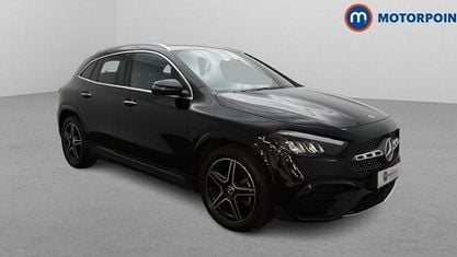 Begagnad Mercedes GLA200 Executive 163 HK (119 kW) 2025 Svart SUV