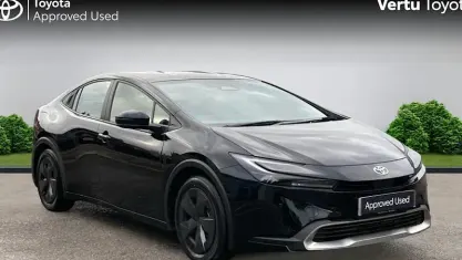 Used Toyota Prius Design 223 HP (164 kW) 2025 Black Hatchback
