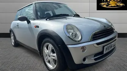 Gebraucht Mini ONE Hatch 98 PS (72 kW) 2013 Kleinwagen