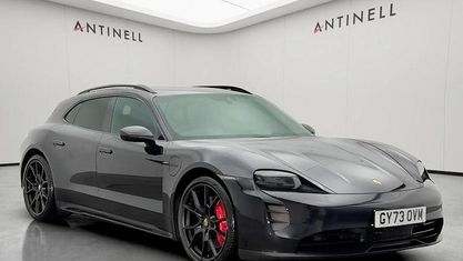 Begagnad Porsche Taycan Sport Turismo 439 kW (598 HK) 2023 Kombi