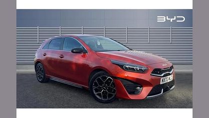 Usado Kia Ceed GT-Line 160 CV (117 kW) 2023 Naranja Utilitario