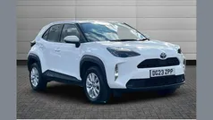 White Used 2023 Toyota Yaris Cross SUV | £19,495 (Fair price)