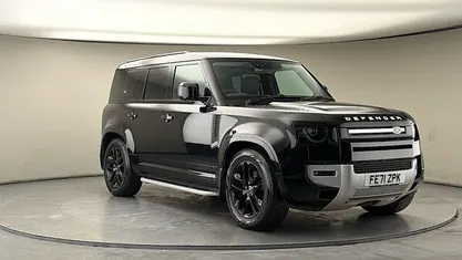 Used Land Rover Defender 249 HP (183 kW) 2023 SUV
