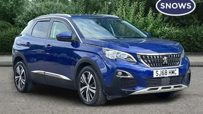 Begagnad Peugeot 3008 Allure 131 HK (96 kW) 2020 SUV