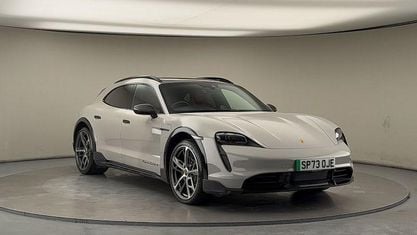 Begagnad Porsche Taycan Cross Turismo 559 kW (761 HK) 2023 Grå Kombi