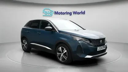 Used Peugeot 3008 Allure 131 HP (96 kW) 2023 Blue SUV