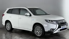 White Used 2018 Mitsubishi Outlander P-HEV Estate | £13,050 (Fair price)