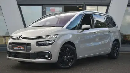 Used Citroën C4 SpaceTourer Feel 163 HP (119 kW) 2019 Beige MPV