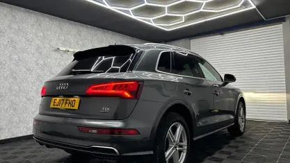 Used Audi Q5 S-Line 190 HP (139 kW) 2017 Grey SUV