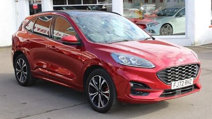 Begagnad Ford Kuga ST-Line X 225 HK (165 kW) 2022 Röd SUV