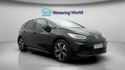 Używany VW ID.3 Pro 167 kW (228 KM) 2024 Czarny Hatchback