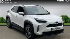 Used 2025 Toyota Yaris Hybrid Estate | £21,741 (Good price)