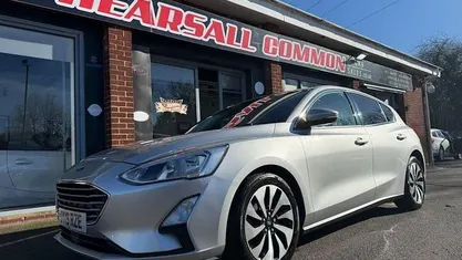 Used Ford Focus Zetec 120 HP (88 kW) 2019 Silver Hatchback