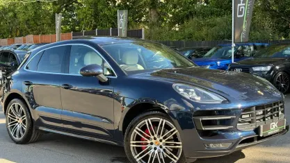 Used Porsche Macan Turbo 400 HP (294 kW) 2017 Blue SUV