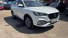 White Used 2022 MG HS Exclusive SUV | £17,131 (Fair price)