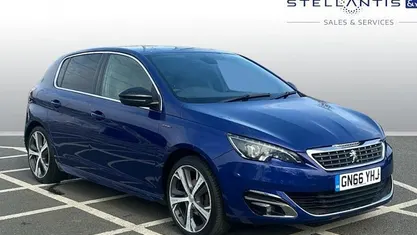 Used Peugeot 308 GT-line 131 HP (96 kW) 2016 Blue Hatchback