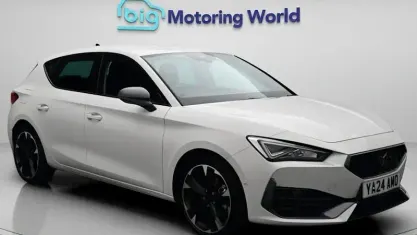 Used Cupra Leon 150 HP (110 kW) 2023 White Hatchback