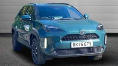 Used 2025 Toyota Yaris Hybrid Design SUV | £27,195 (Fair price)