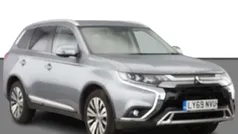 Grey Used 2020 Mitsubishi Outlander SUV | £16,700 (Fair price)