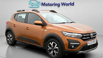 Begagnad Dacia Sandero Prestige 91 HK (66 kW) 2022 Halvkombi
