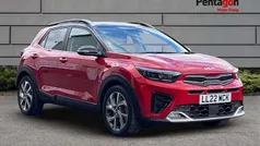 Red Used 2022 Kia Stonic 4 SUV | £15,950 (Fair price)