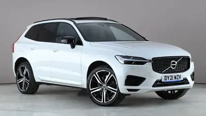 Usado Volvo XC60 R-Design Pro 390 CV (286 kW) 2021 Blanco SUV