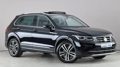 Usado VW Tiguan Elegance 150 HP (110 kW) 2023 Preto SUV
