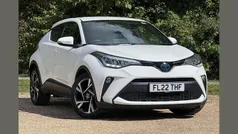 Pure white Used 2022 Toyota C-HR Design SUV | £18,895 (Fair price)