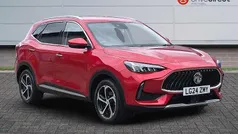 Tri coat dynamic red Used 2023 MG HS Trophy SUV | £16,500 (Fair price)