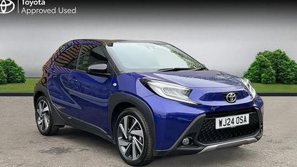 Używany Toyota Aygo X 72 KM (52 kW) 2024 Niebieski SUV