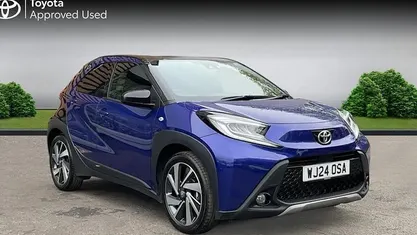 Usado Toyota Aygo X 72 HP (52 kW) 2024 Azul SUV