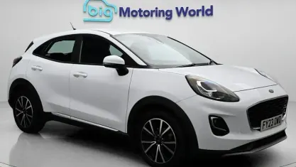 Gebraucht Ford Puma Titanium 155 PS (114 kW) 2023 Weiß SUV