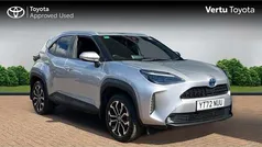 Silver Used 2022 Toyota Yaris Cross Design SUV | £20,302 (Fair price)