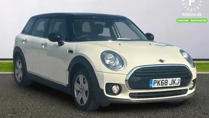 Used Mini Cooper Clubman 136 HP (100 kW) 2018 White Estate
