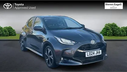 Used 2025 Toyota Yaris Hybrid Design Hatchback | £19,685 (Fair price)