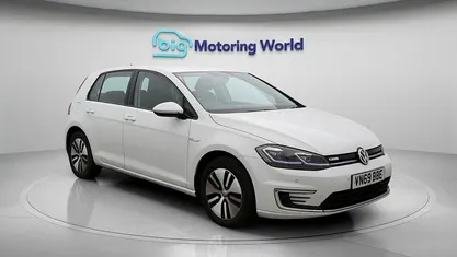 White Used 2019 VW e-Golf Hatchback | £9,700 (Fair price)