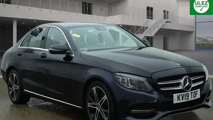 Used Mercedes C200 184 HP (135 kW) 2019 Blue Sedan