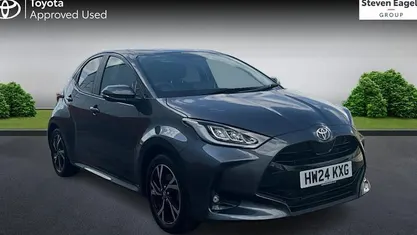 Used 2025 Toyota Yaris Hybrid Design Hatchback | £19,399 (Fair price)