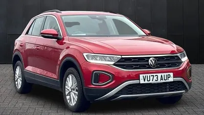 Used VW T-Roc Life 150 HP (110 kW) 2025 SUV