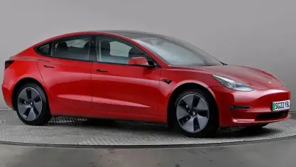 Used Tesla Model 3 Long Range AWD 366 kW (498 HP) 2022 Red Sedan