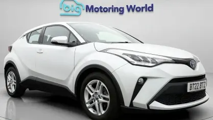Used Toyota C-HR 122 HP (89 kW) 2022 White SUV